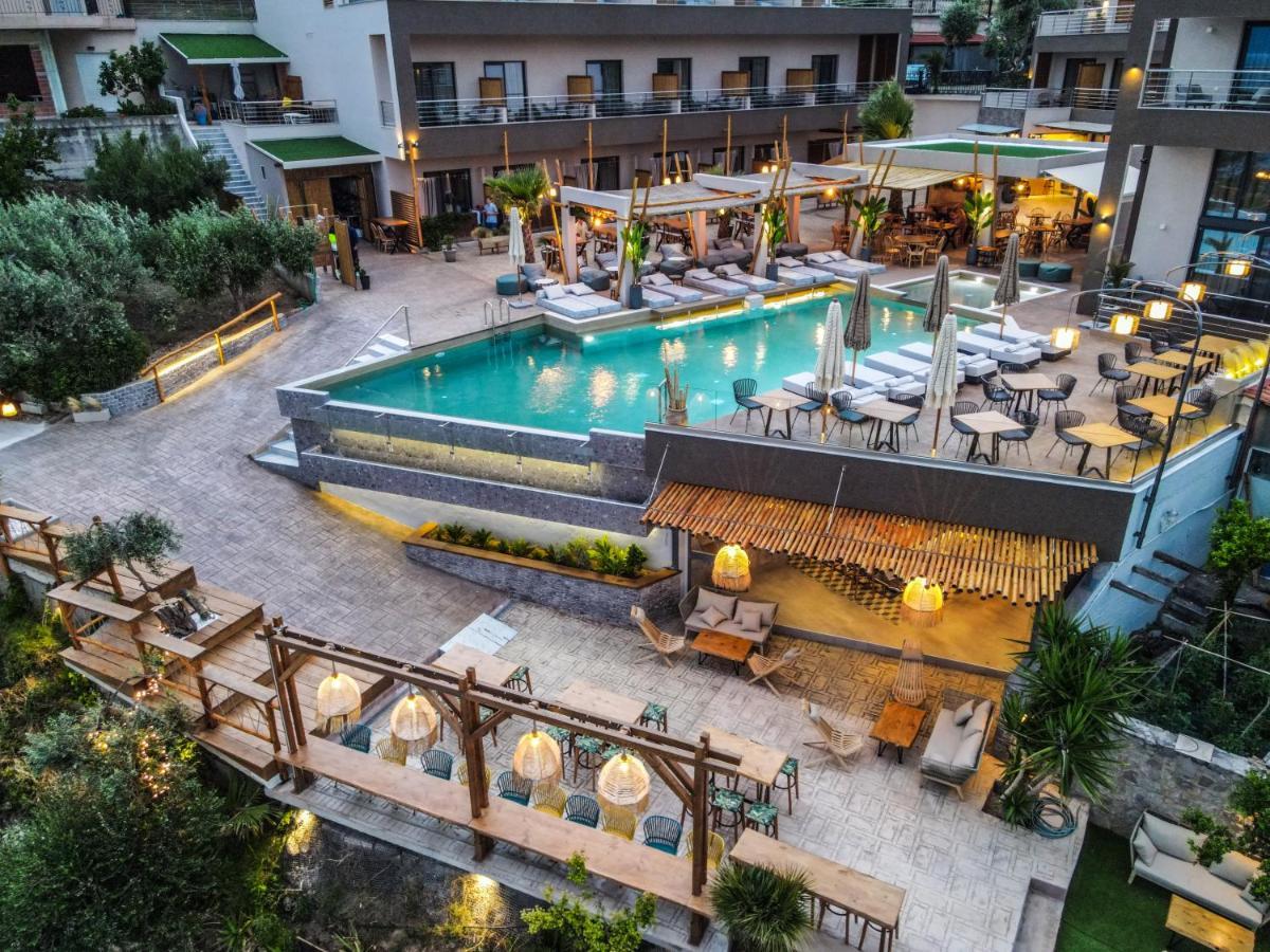 Del Mare Suites Glífa Екстериор снимка