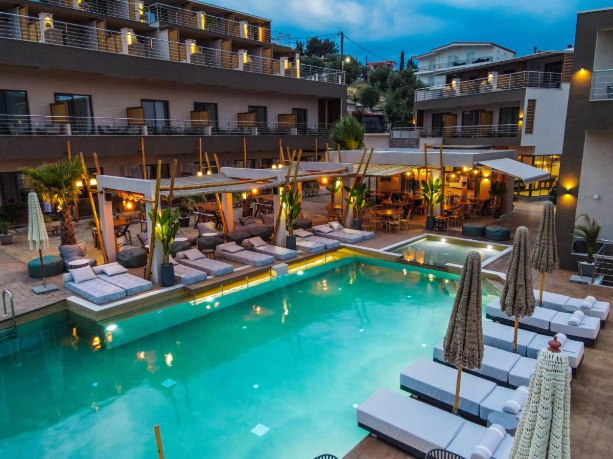 Del Mare Suites Glífa Екстериор снимка