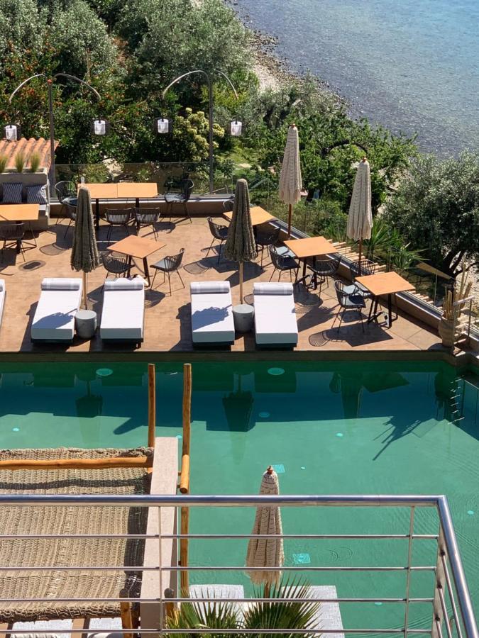 Del Mare Suites Glífa Екстериор снимка