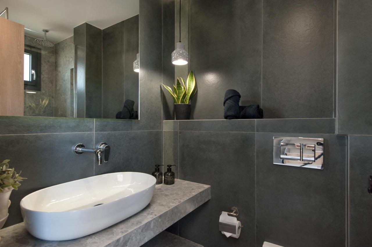 Del Mare Suites Glífa Екстериор снимка