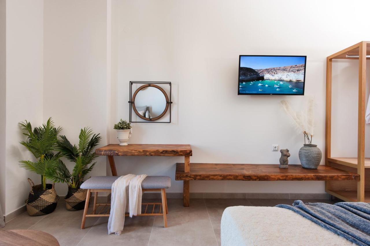Del Mare Suites Glífa Екстериор снимка