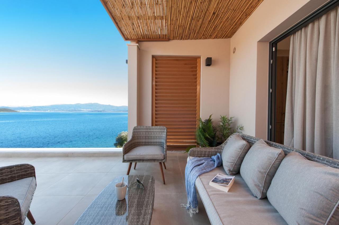 Del Mare Suites Glífa Екстериор снимка