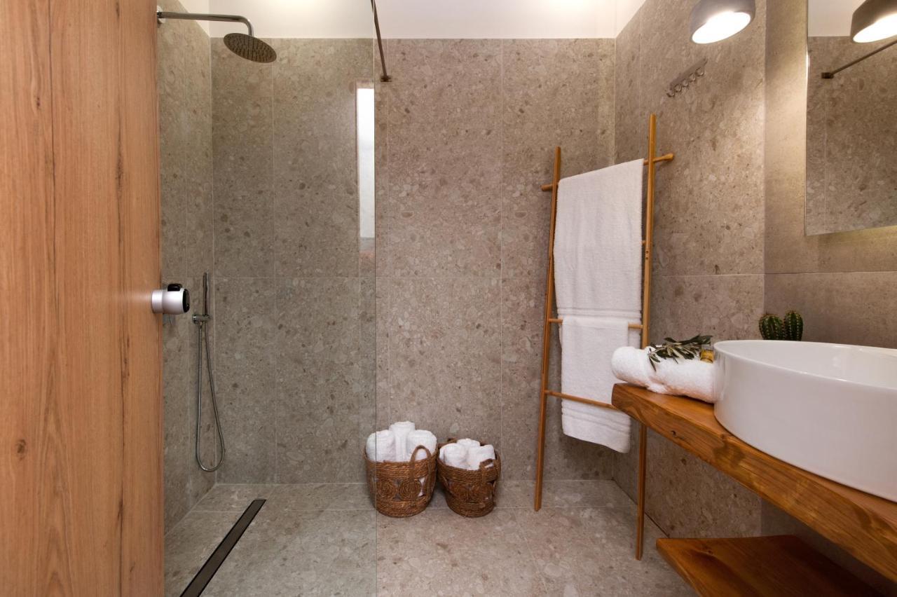 Del Mare Suites Glífa Екстериор снимка