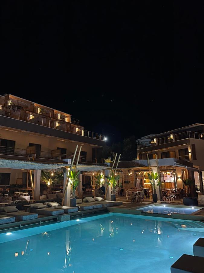 Del Mare Suites Glífa Екстериор снимка