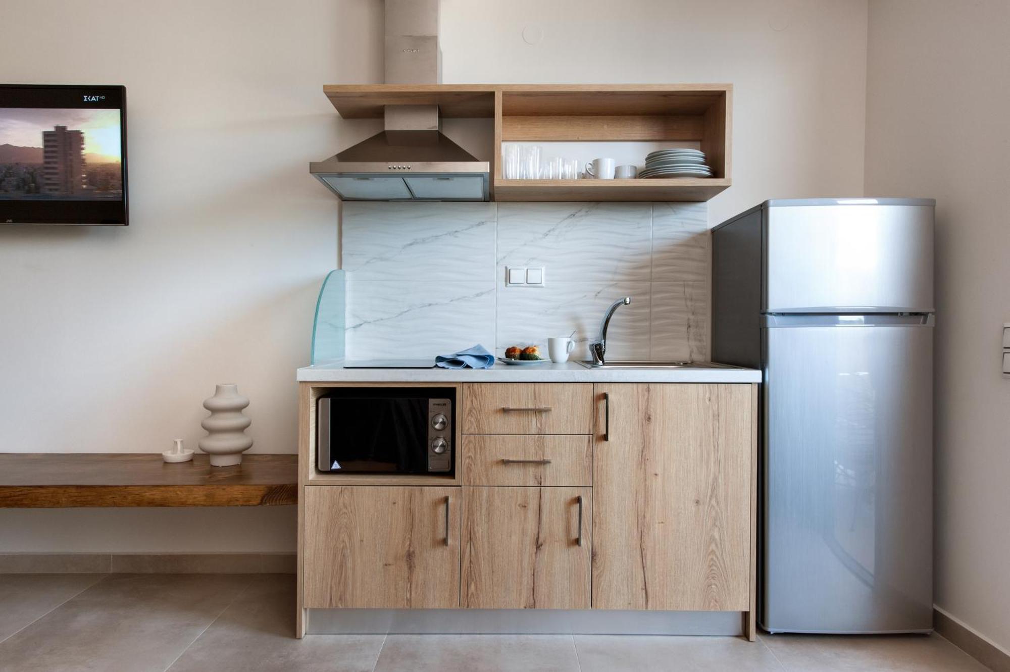 Del Mare Suites Glífa Екстериор снимка